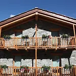 Mi Casa Tu Casa Brusson
