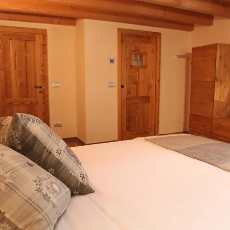 Mi Casa Tu Casa 브루송