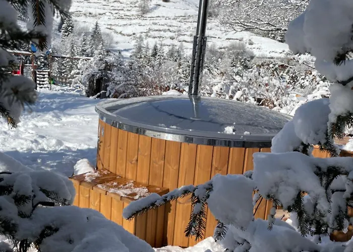 Mi Casa Tu Casa 3* بروسون