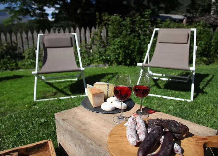 Mi Casa Tu Casa فندق مبيت وإفطار بروسون