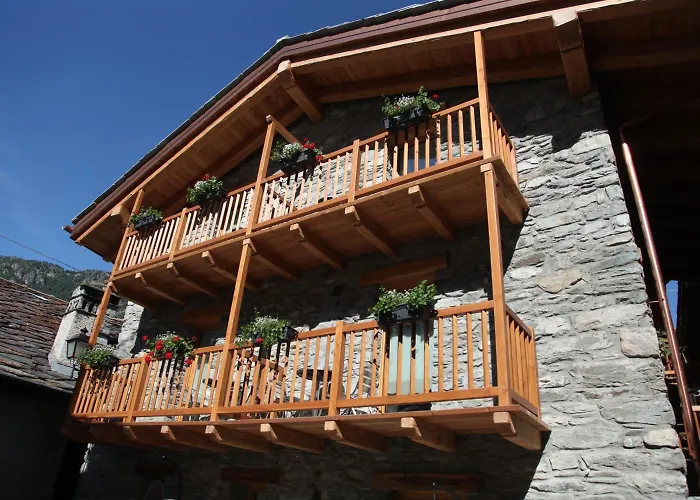 Mi Casa Tu Casa Brusson